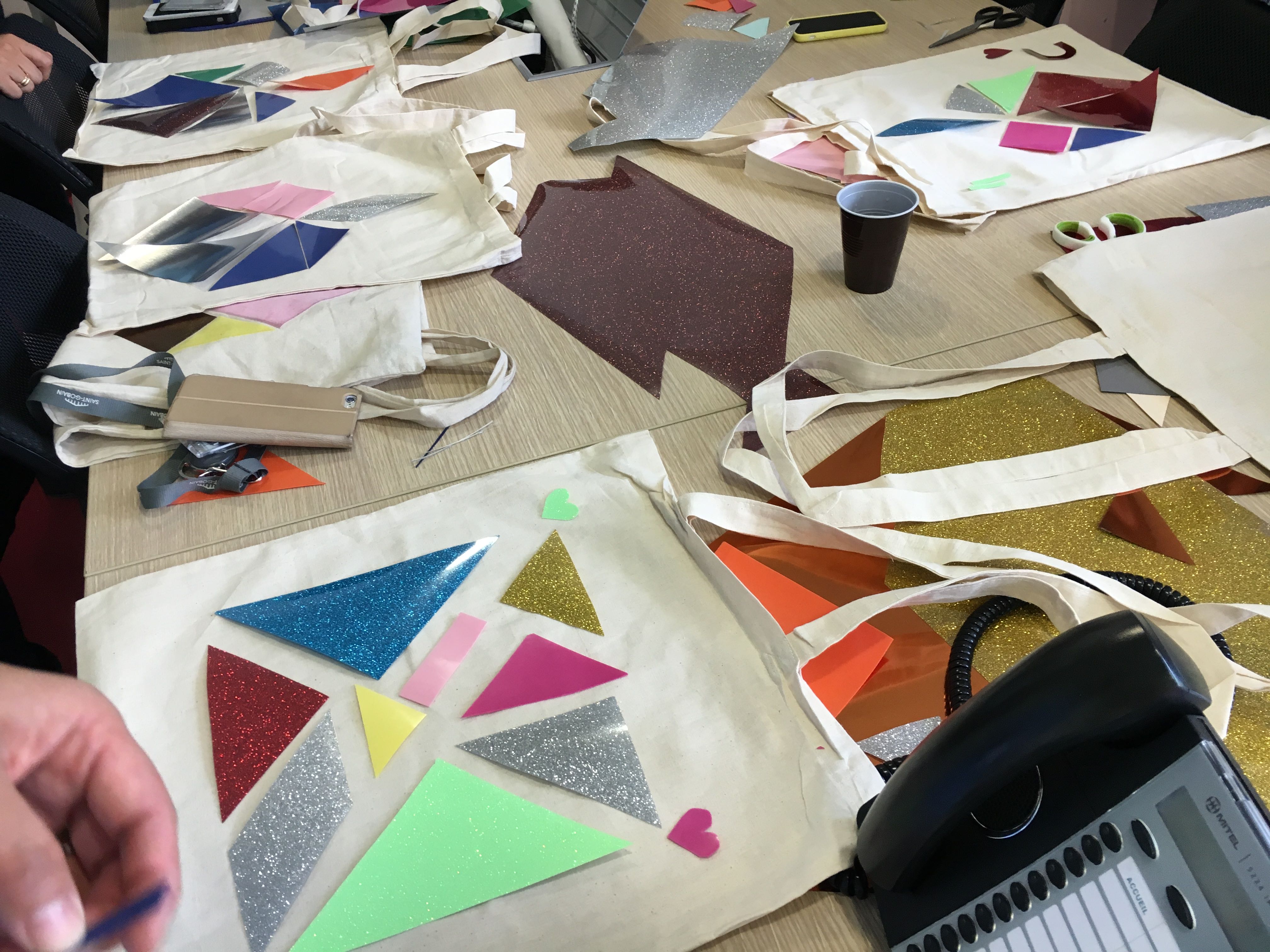 atelier creatif diy cusomisation pimp tote bag tangram thermocollant