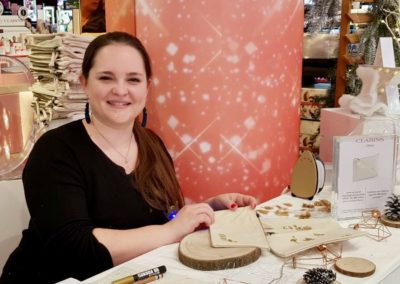 atelier customisation pochette Clarins Sephora