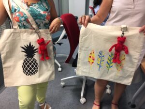 atelier customisation tote bag tropical