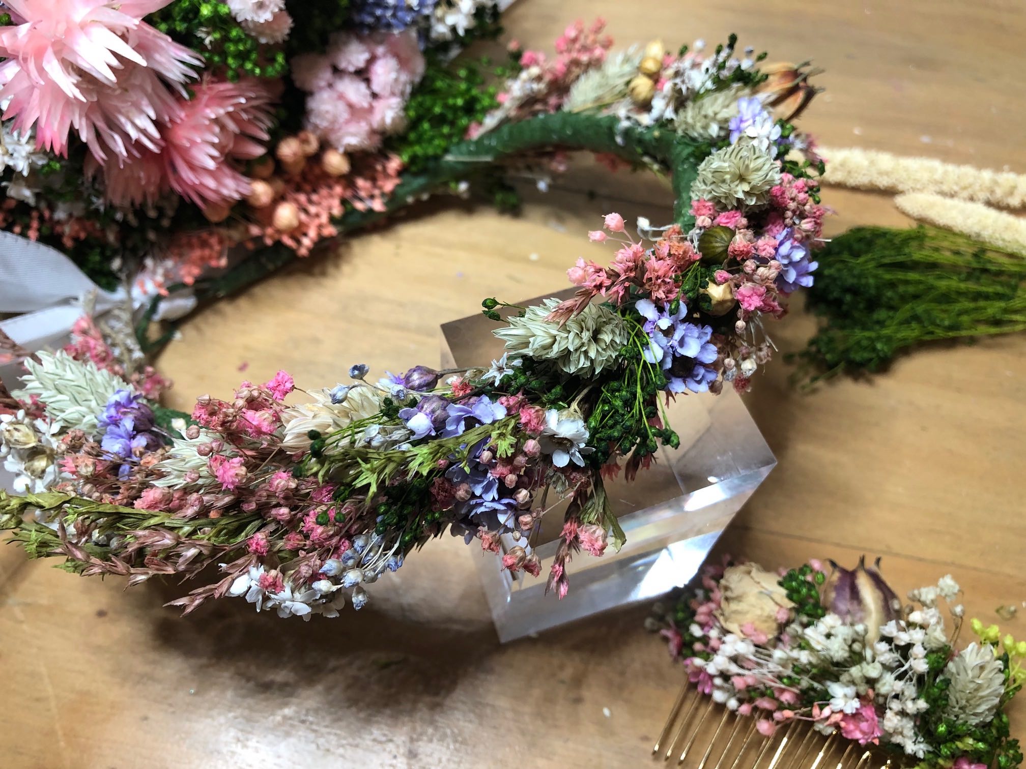 atelier couronne de fleurs séchées salon créations et savoir faire