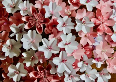 Bouquet de fleurs en origami cerisier kusudama rose